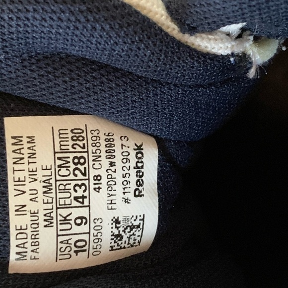 Shoes - Picture 14 of 14